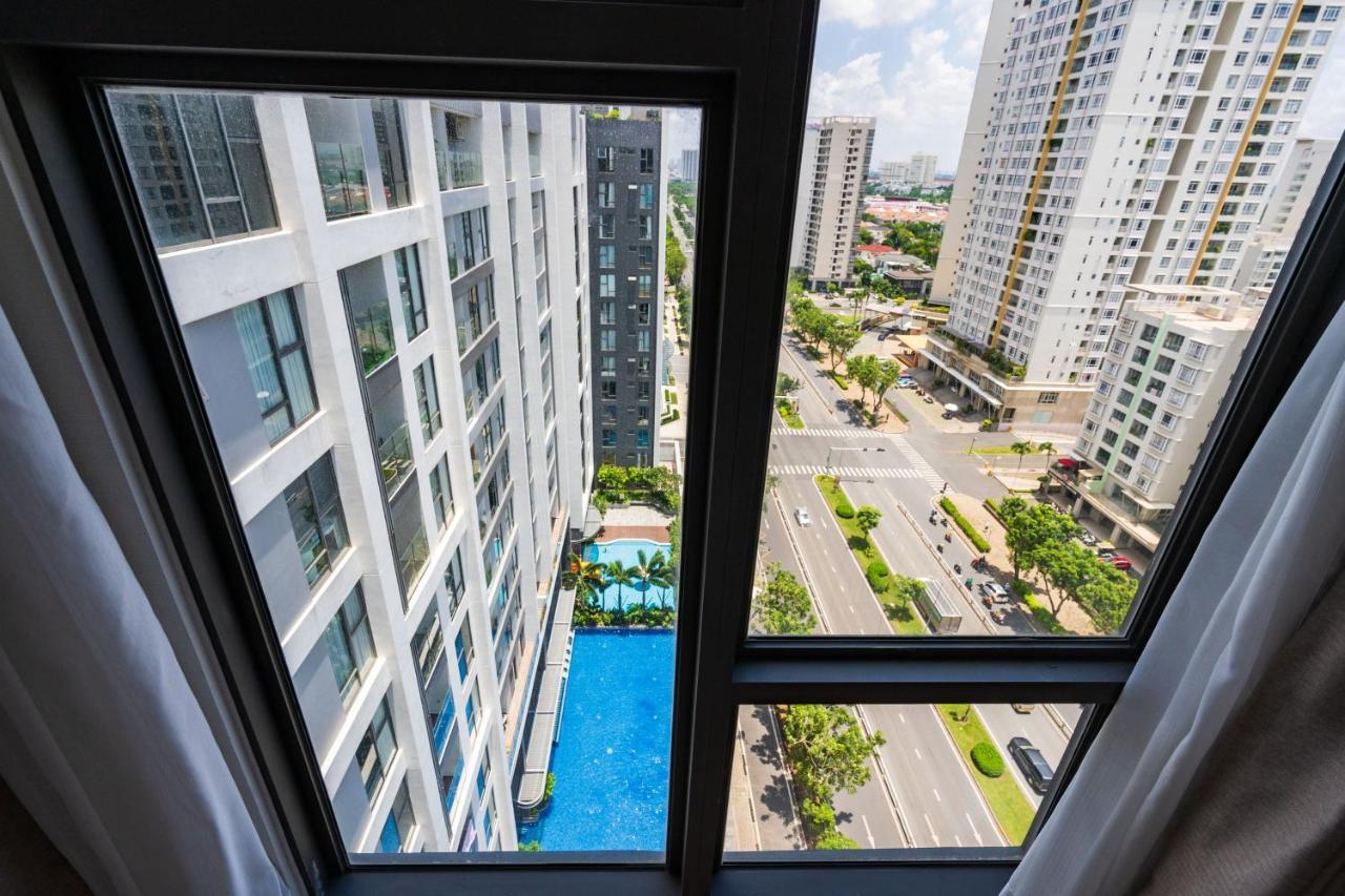 Апарт отель Convinia Luxury The Peak Midtown Хошимин Экстерьер фото